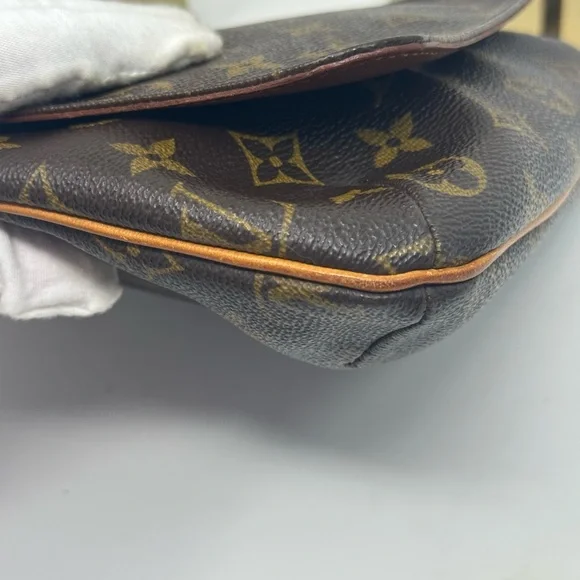 💯Authentic Louis Vuitton Musette Salsa shoulder Bag - Picture 5 of 7